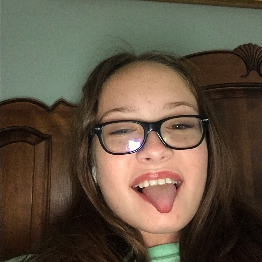 Meet your Posher, Nichole